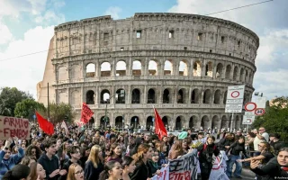 Puluhan Ribu Orang Demo di Italia Protes Biaya Hidup