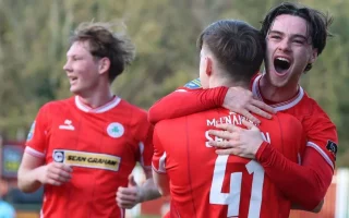 Kebangkitan Cliftonville Usai Menang Telak 7-1 atas Carrick