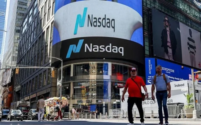 Saham Teknologi AS Anjlok di Tengah Kekhawatiran Biaya AI