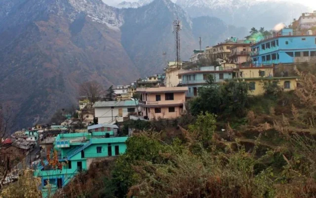 Enam Orang Tewas dalam Kecelakaan Helikopter di India