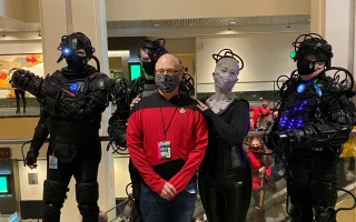 Pengalaman Cosplay Kapten Picard Tunjukkan Besarnya Kasih Sayang untuk Patrick Stewart